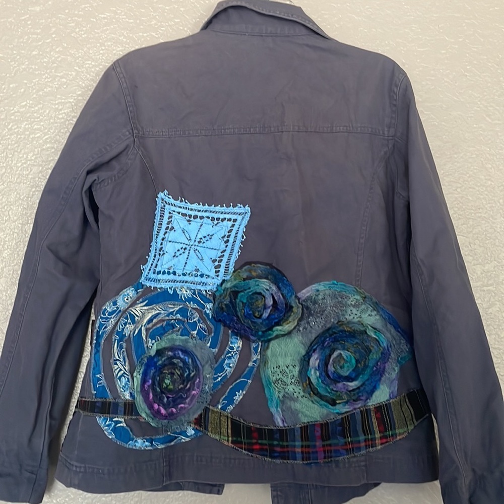 Original Blazer blue color size small. Customized by Mc Anaraks